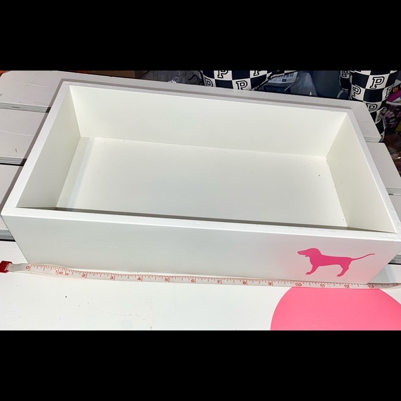 VICTORIA’S SECRET PINK STORE DISPLAY PROP WOODEN TRAY PINK DOG RARE 13”L x 7”W - Picture 3 of 10
